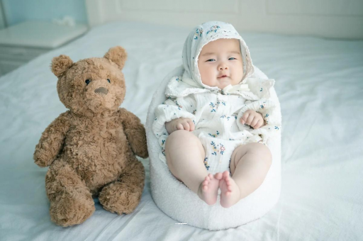 巴彦淖尔市宝宝吐奶是什么原因 巴彦淖尔市宝宝吐奶是什么原因